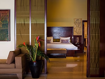 Luxury Beachfront Villa in Bali  Direct Ocean Access | Panoramic Sea Views | Timeless Tropical Elegance