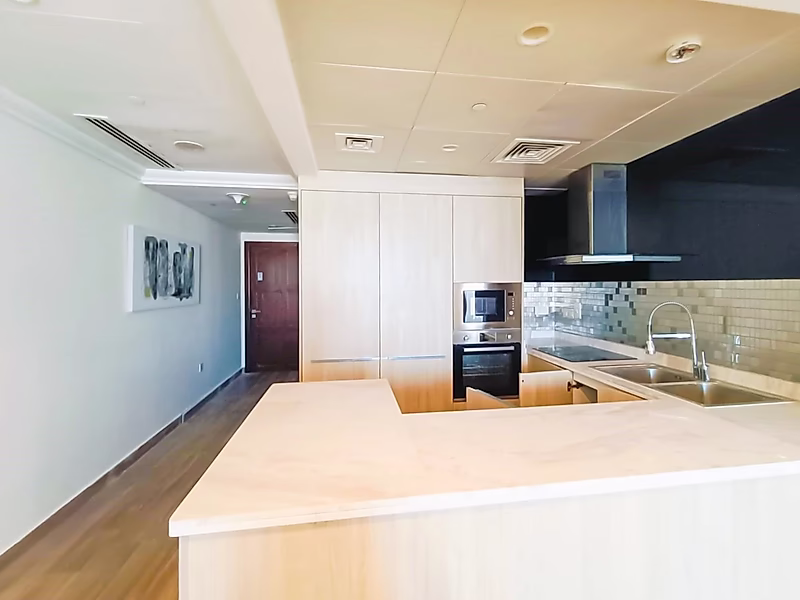 SEMI FURNISHED 1BR+OFFICE IN VIVA BAHRIYA - THE PEARL | BILLS INCLUDED - Photo 5