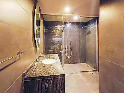 SEMI FURNISHED 1BR+OFFICE IN VIVA BAHRIYA - THE PEARL | BILLS INCLUDED