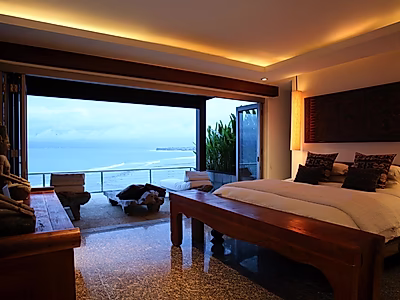 Elegant 6BR Ocean-View Villa in Bali with Private Terraces