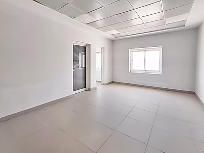 مصنع لتصنيع الحديد للبيع في المنطقة الصناعية الجديدة – موقع مميز