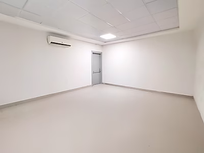 مصنع لتصنيع الحديد للبيع في المنطقة الصناعية الجديدة – موقع مميز