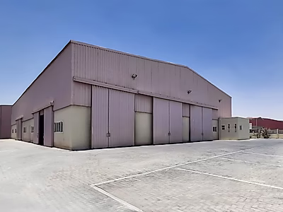 مصنع لتصنيع الحديد للبيع في المنطقة الصناعية الجديدة – موقع مميز