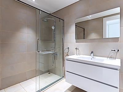 شامل الفواتير | شقة مفروشة من غرفتين مع إطلالة على البحر في مارينا لوسيل