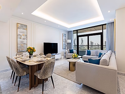 شقة مذهلة من غرفتي نوم للإيجار | إطلالات خلابة على البحر والمدينة