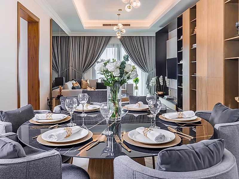 SEMI FURNISHED 2BR APARTMENT IN THE PEARL - Photo 2