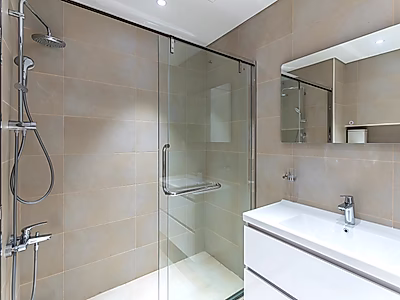 شامل جميع الخدمات | شقة مفروشة من غرفتي نوم في لوسيل مارينا