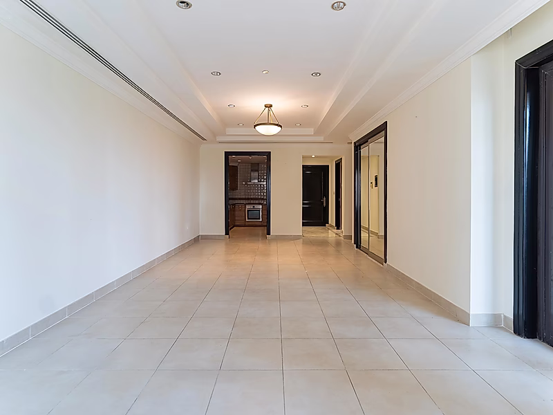 OWN TODAY! STUNNING 2 BEDROOM APARTMENT | PORTO ARABIA - Photo 3