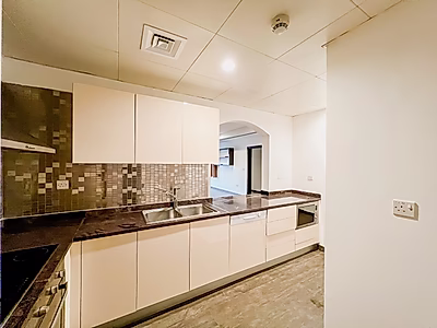 BILLS INCLUDED | SEMI FURNISHED 1BR APARTMENT IN PORTO ARABIA