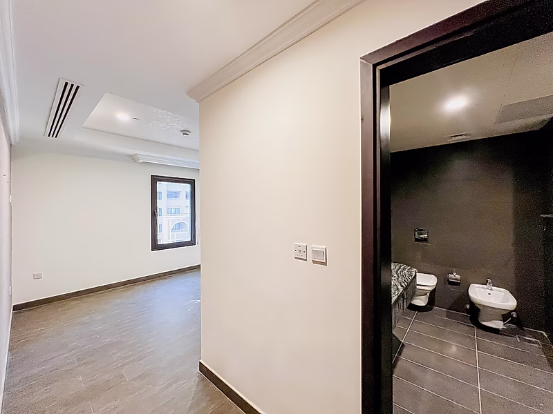 BILLS INCLUDED | SEMI FURNISHED 1BR APARTMENT IN PORTO ARABIA - Photo 6