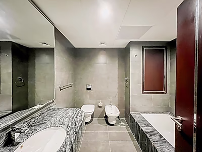 BILLS INCLUDED | SEMI FURNISHED 1BR APARTMENT IN PORTO ARABIA