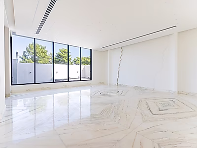 لا تفوت هذه الفرصة | فيلا فاخرة في لوسيل - بسعر مغري!