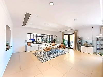 INVESTMENT OPPORTUNITY! 2-BEDROOM | TITLE DEED READY | PORTO