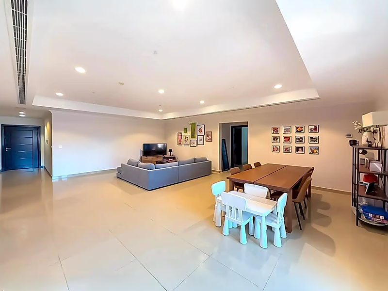 HUGE 2 BEDROOM APARTMENT | PEARL l RENTED - Photo 4