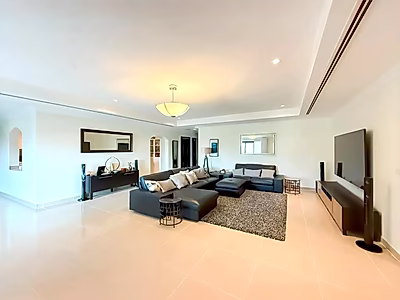 INVEST NOW! STUNNING 2-BR APARTMENT IN PORTO ARABIA
