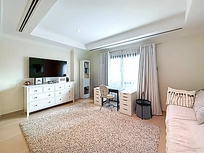 INVEST NOW! STUNNING 2-BR APARTMENT IN PORTO ARABIA