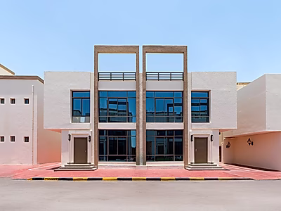 فيلا مفروشة بالكامل 6 غرف في مجمع سكني بالوكرة – سند ملكية جاهز