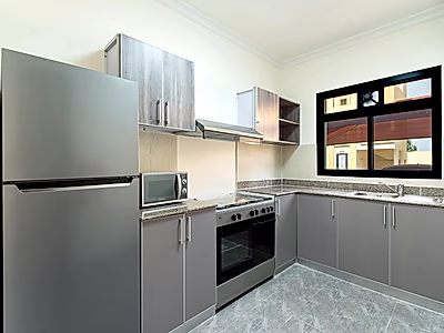 شقة تمليك مفروشة ومؤجرة من غرفتين في الوكرة | مجمع سكني مغلق | استثمار جاهز بعائد مضمون