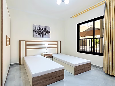 شقة تمليك مفروشة ومؤجرة من غرفتين في الوكرة | مجمع سكني مغلق | استثمار جاهز بعائد مضمون