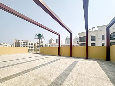 "أسلوب حياتك الفاخر ينتظرك في أرقى أحياء اللؤلؤة" – فيلا فاخرة مستقلة من 5 غرف نوم في قرية جاردينو