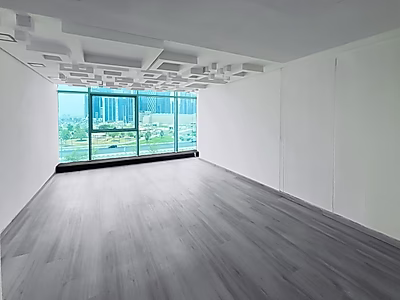 Prime Office in Iconic West Bay Tower