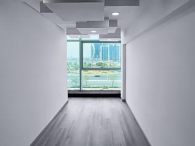 Prime Office in Iconic West Bay Tower