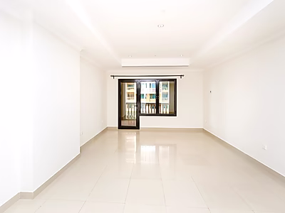 Excellent Value 1BR with Large Balcony & Title Deed – Porto Arabia