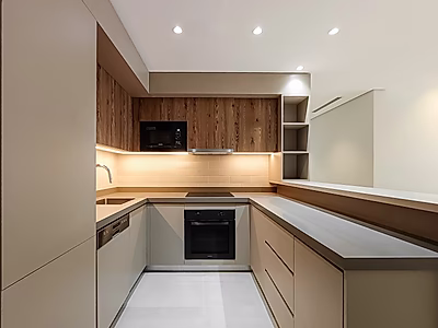 Luxurious 2-Bedroom Apartment in West Bay: A Modern Urban Retreat