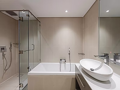 Luxurious 2-Bedroom Apartment in West Bay: A Modern Urban Retreat