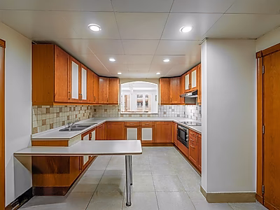 Luxury 3+ Maid Apartment with Stunning Marina & Sea Views