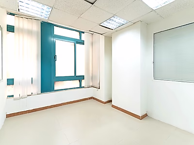 مساحة مكتبية كبيرة للإيجار في قلب مشيرب