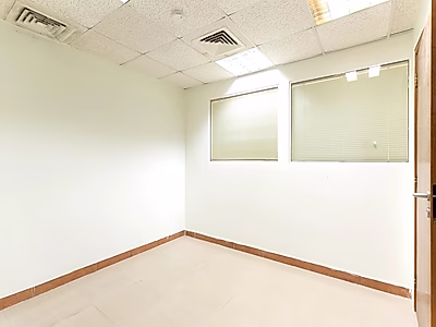 فرصة مميزة لتطوير أعمالك – مكاتب عصرية مجهزة للإيجار في قلب مشيرب