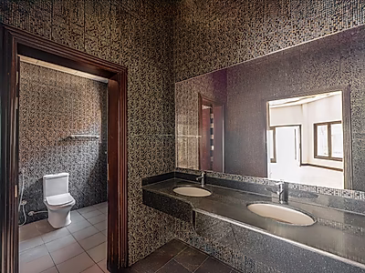 فيلا حصرية في عنيزة: 7 غرف نوم، موقع متميز