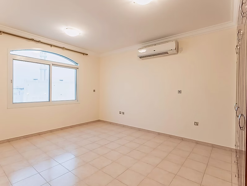 4BR + Maids Villa in a Family Friendly Compound - Photo 13