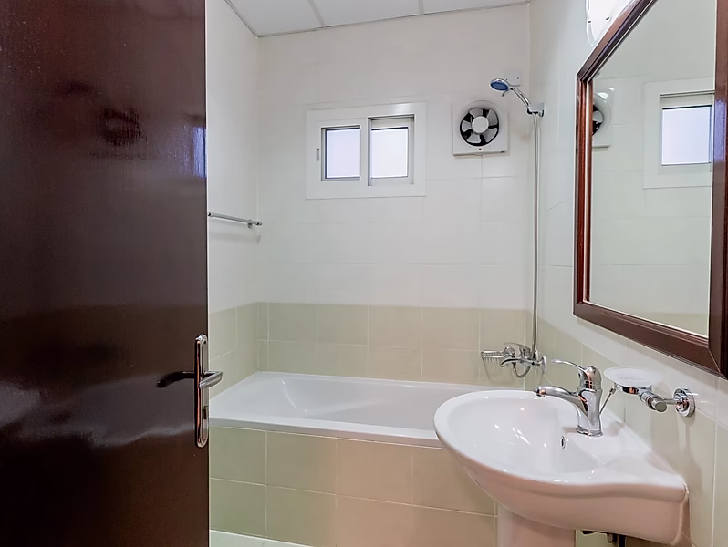 4BR + Maids Villa in a Family Friendly Compound - Photo 15