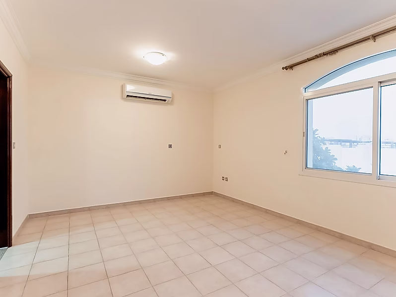 4BR + Maids Villa in a Family Friendly Compound - Photo 18