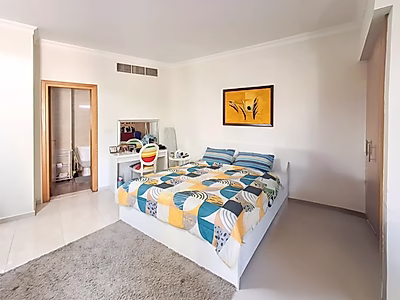 GREAT INVESTMENT | TENANTED STUDIO PRICED TO SELL | FOX HILLS