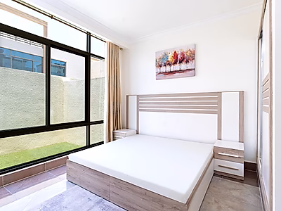 فيلا رائعة للتملك الحر بست غرف نوم ضمن مجمع سكني | للبيع في الوكرة