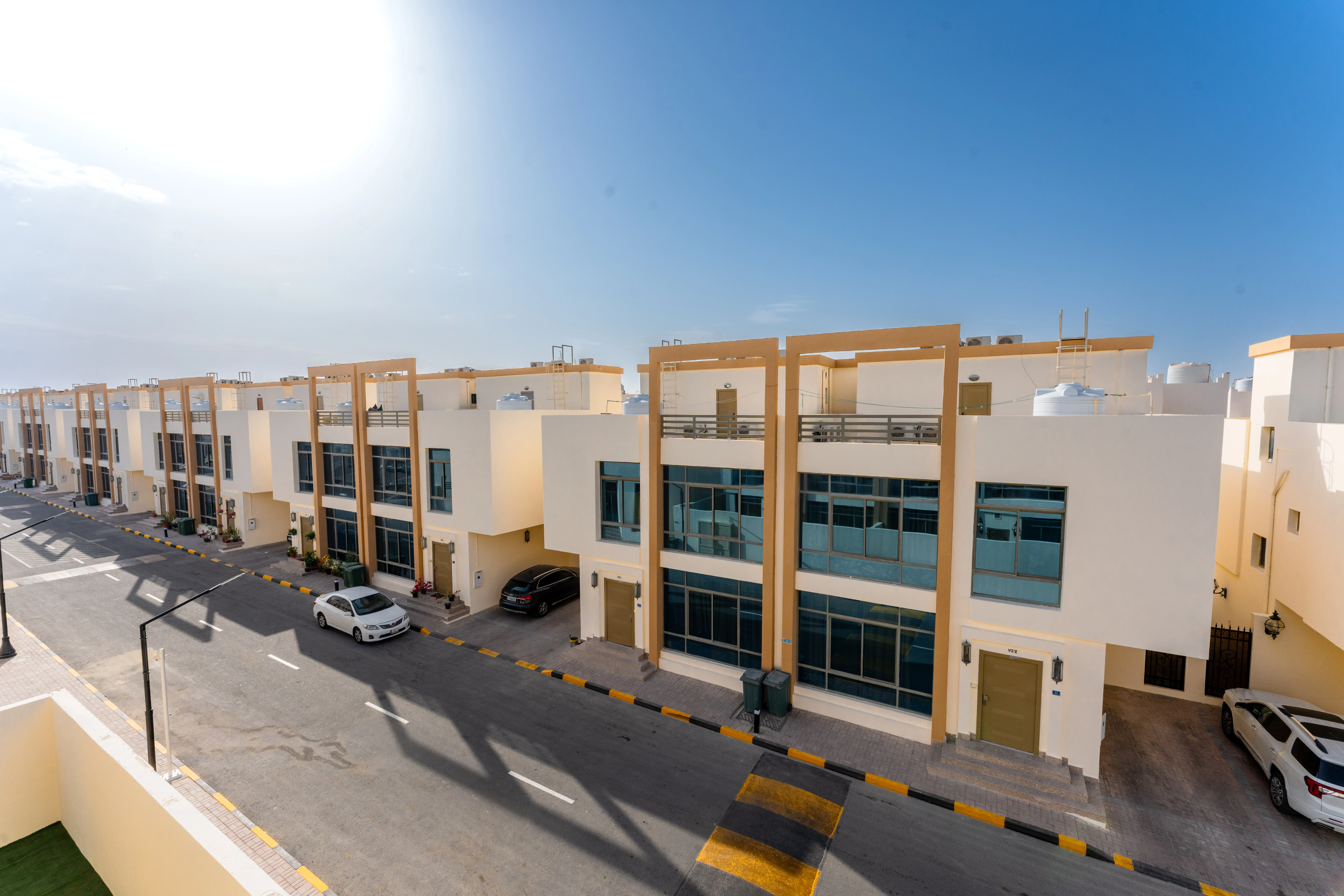 فيلا مفروشة واسعة في مجمع سكني بالوكرة – راحة، أمان، وعائد استثماري مضمون          Ask ChatGPT