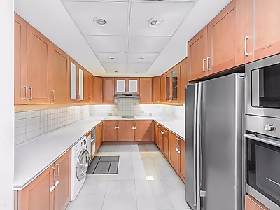 PEACEFUL 2 BEDROOM RETREAT WITH PRIVATE BALCONY & GARDEN OUTDOOR ACCESS