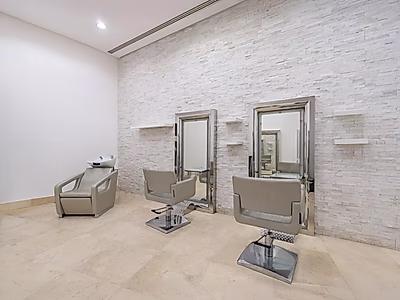 صالون فاخر في فندق 5★ - الخليج الغربي