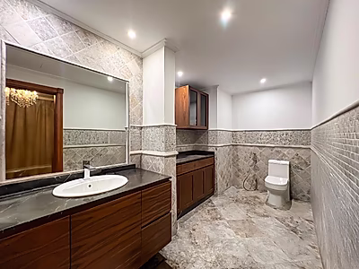 Spacious Luxury Apartment in Porto Arabia, The Pearl Island – 334 sqm