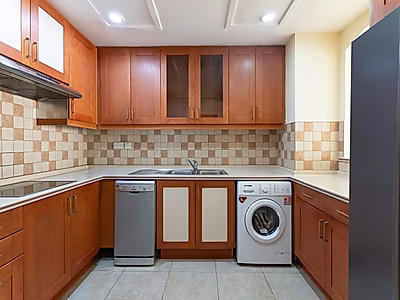 TITLED SPACIOUS 2 BEDROOM APARTMENT | PORTO ARABIA