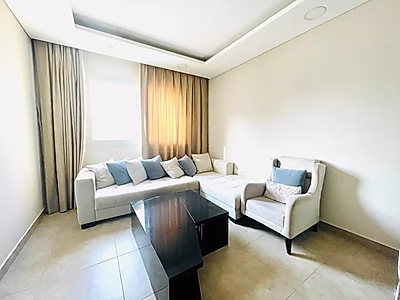 شقة مريحة مؤلفة من غرفتي نوم ومفروشة - الفواتير مشمولة - لوسيل