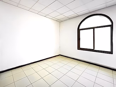 مكتب شبه مجهز بمساحة مفتوحة | المنتزه