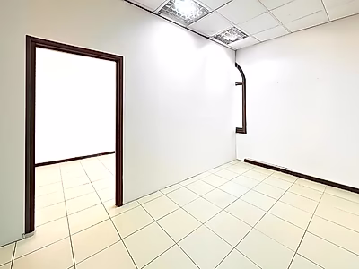 مكتب شبه مجهز بمساحة مفتوحة | المنتزه