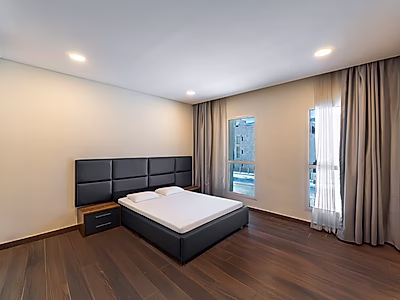 شقة غرفتين نوم في لوسيل للبيع