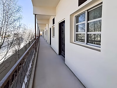 مخيم عمال مكوّن من 69 غرفة للإيجار في المنطقة الصناعية القديمة