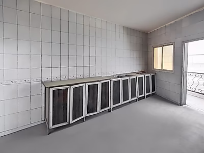 مخيم عمال مكوّن من 69 غرفة للإيجار في المنطقة الصناعية القديمة