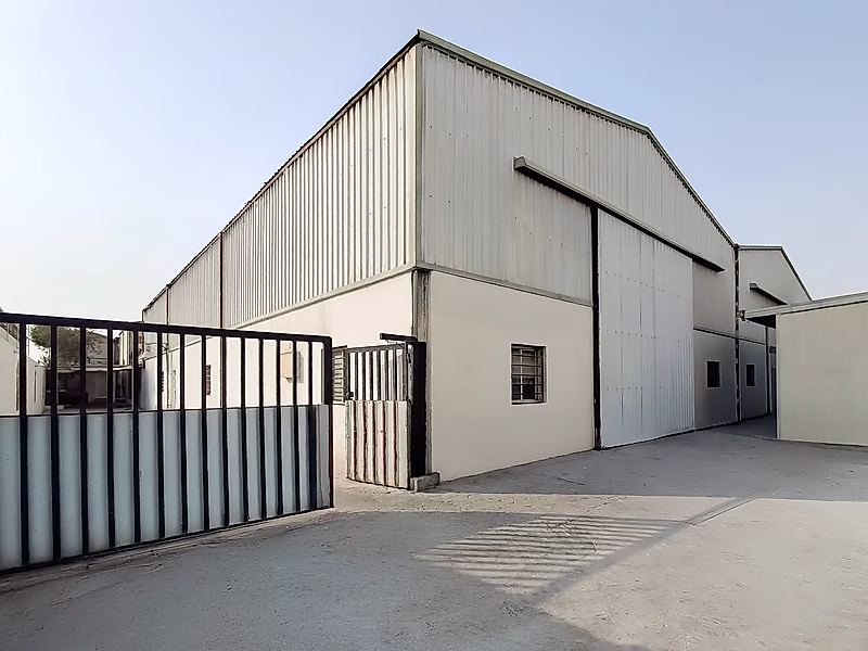 مستودع للإيجار – 600 متر مربع مع مكاتب في المنطقة الصناعية القديمة - Photo 2